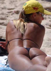 SEXY brazilian beach girl